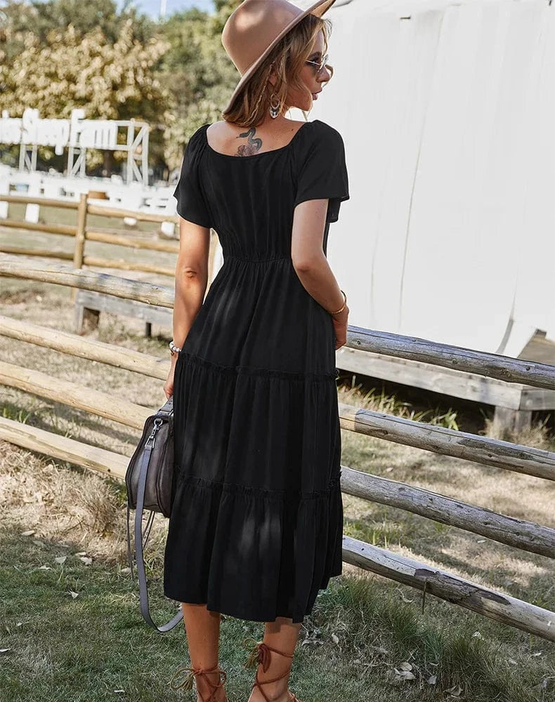 Robe noire bohème midi manches courtes casual été fluide femme avec chapeau accessoire champêtre