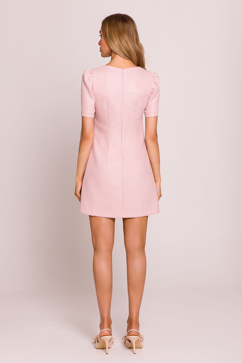 robe courte rétro pour cocktail chic en été, coupe trapèze sans manches style vintage élégant