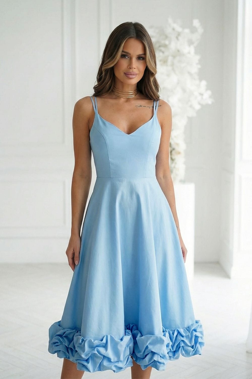 Robe cocktail évasée bleu claire midi bustier sans manches élégante pour soirée d’été ou mariage invité