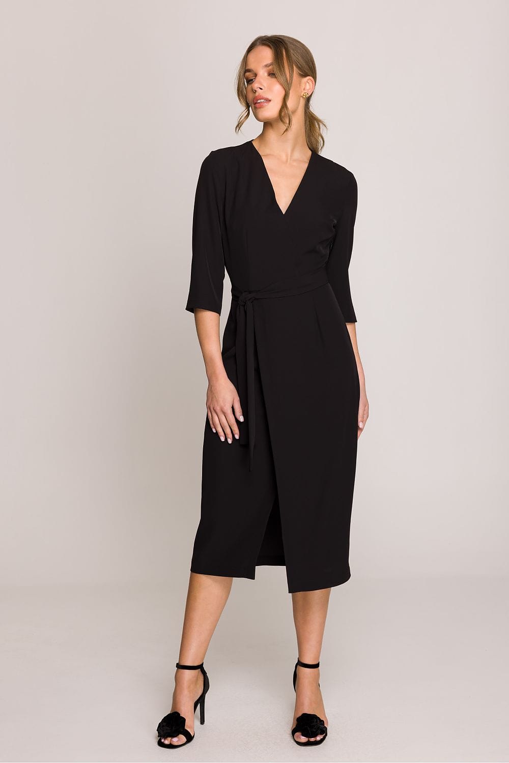 robe habillée midi droite manches longues élégante pour cocktail chic ou invité mariage printanier