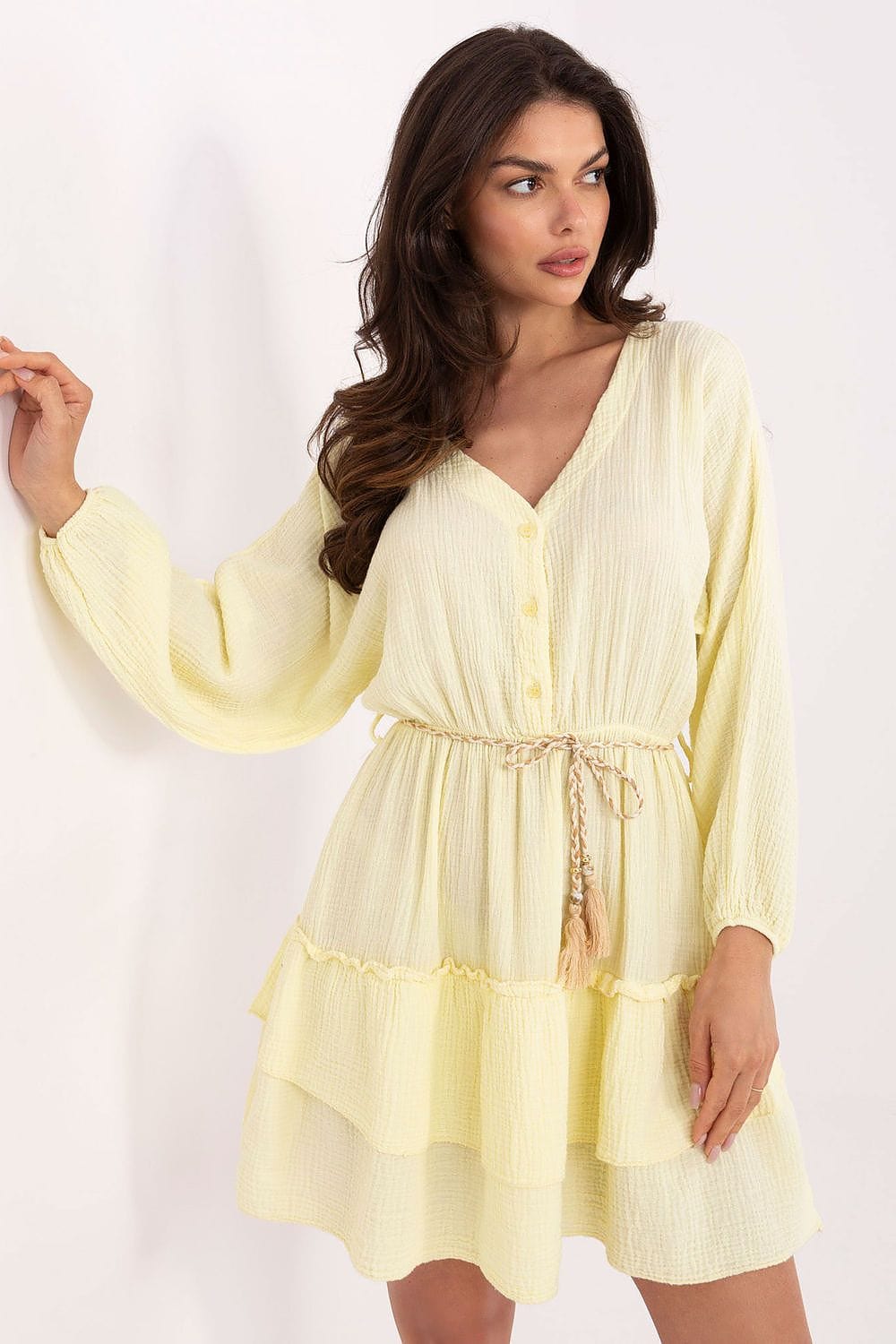 Robe été bohème courte évasée jaune manches longues en gaze de coton avec ceinture tressée femme