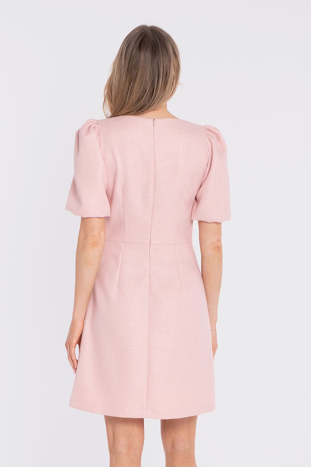 Robe courte rose manches courtes style chic, idéale pour cocktail, mariage invité ou baptême printemps été