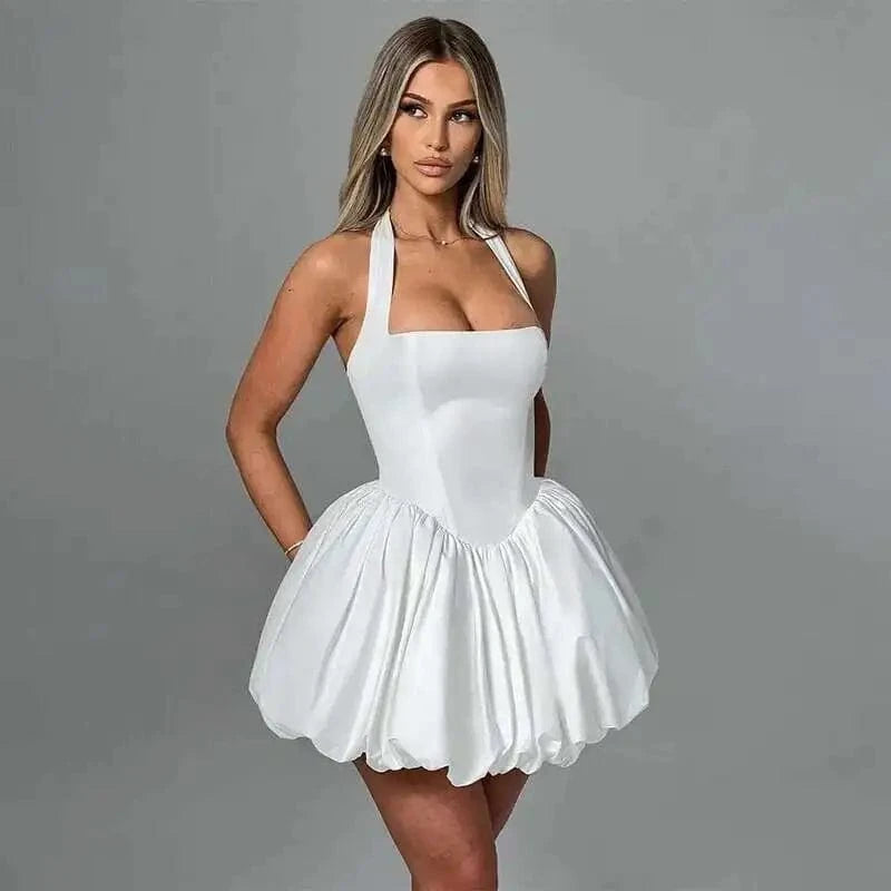 Robe courte blanche princesse bustier évasée soirée chic décolleté idéale pour anniversaire ou cocktail tendance