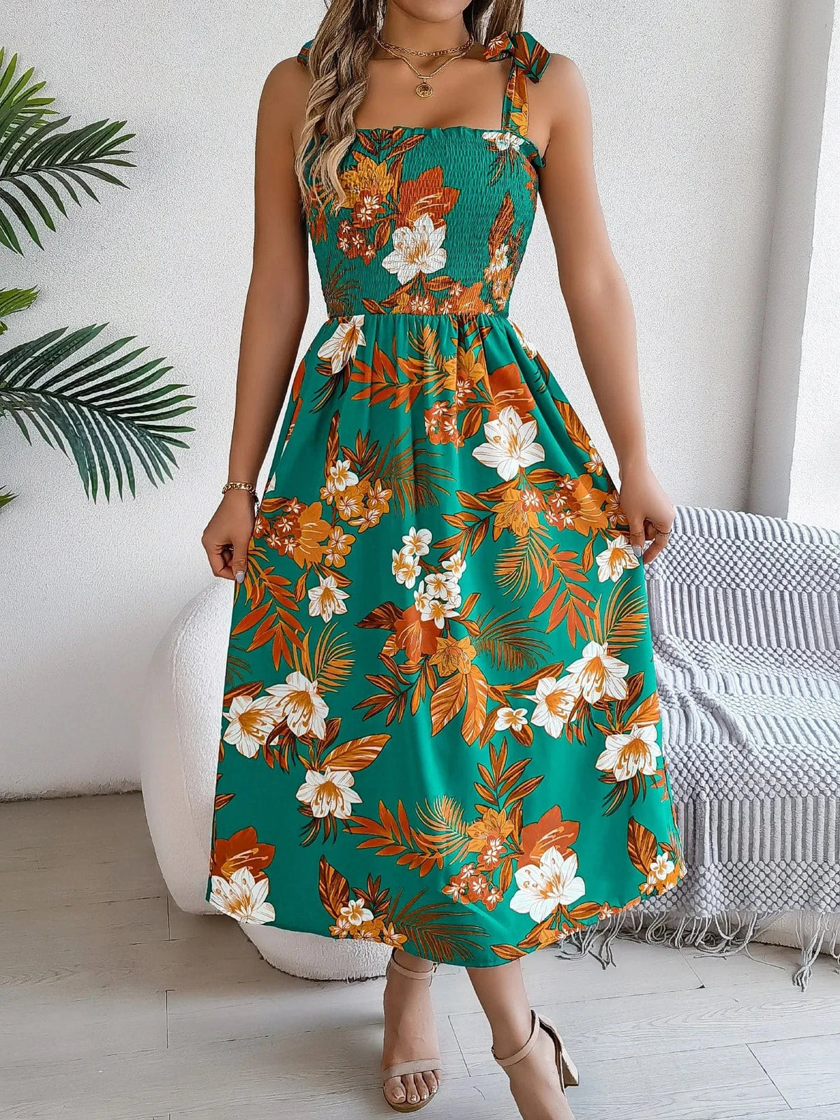 robe été fleurie midi trapèze sans manches pour mariage invité bohème ou sortie estivale chic