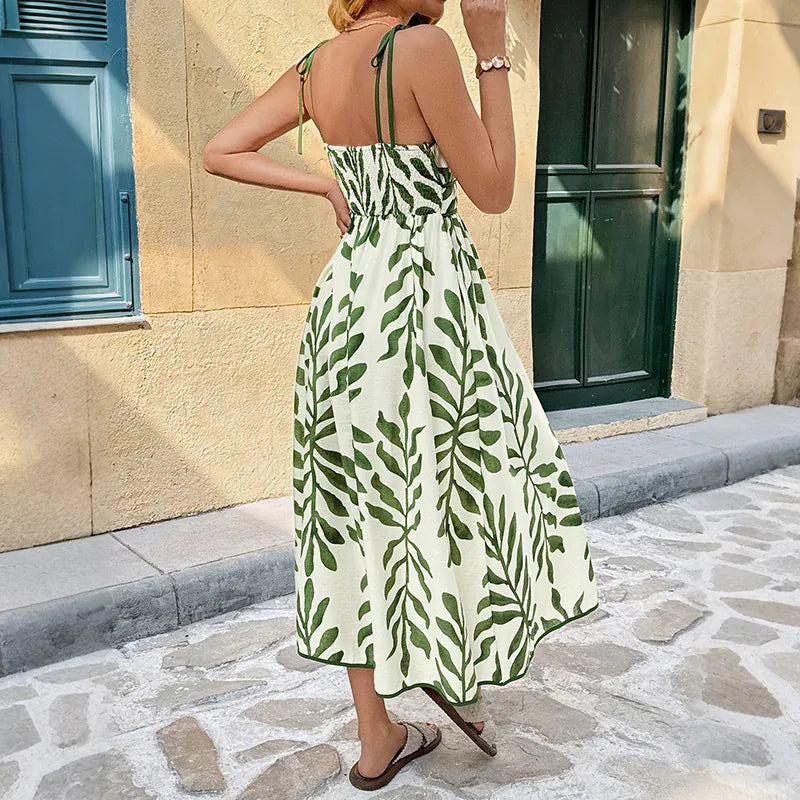 Robe d'été légère avec imprimé de feuilles vertes