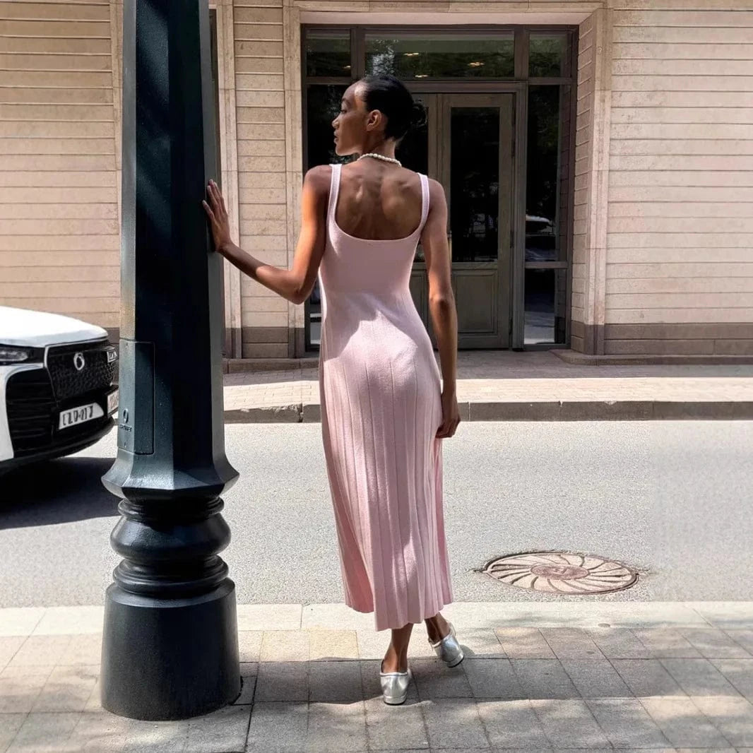 Robe longue moulante rose sans manches dos nu été chic élégante parfaite pour soirée ou mariage invité