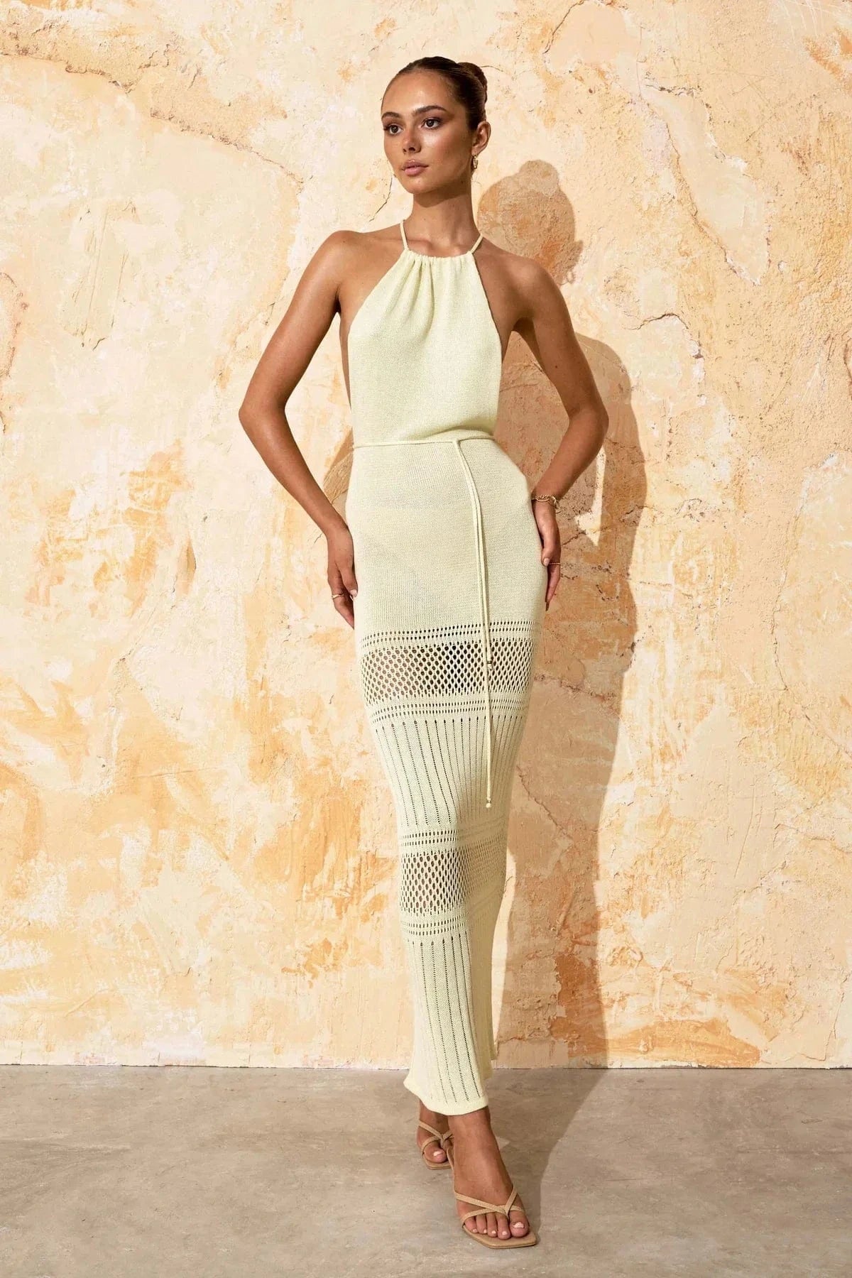 robe d'été moulante dos nu sexy transparente pour soirée chic ou cocktail, manches sans manches