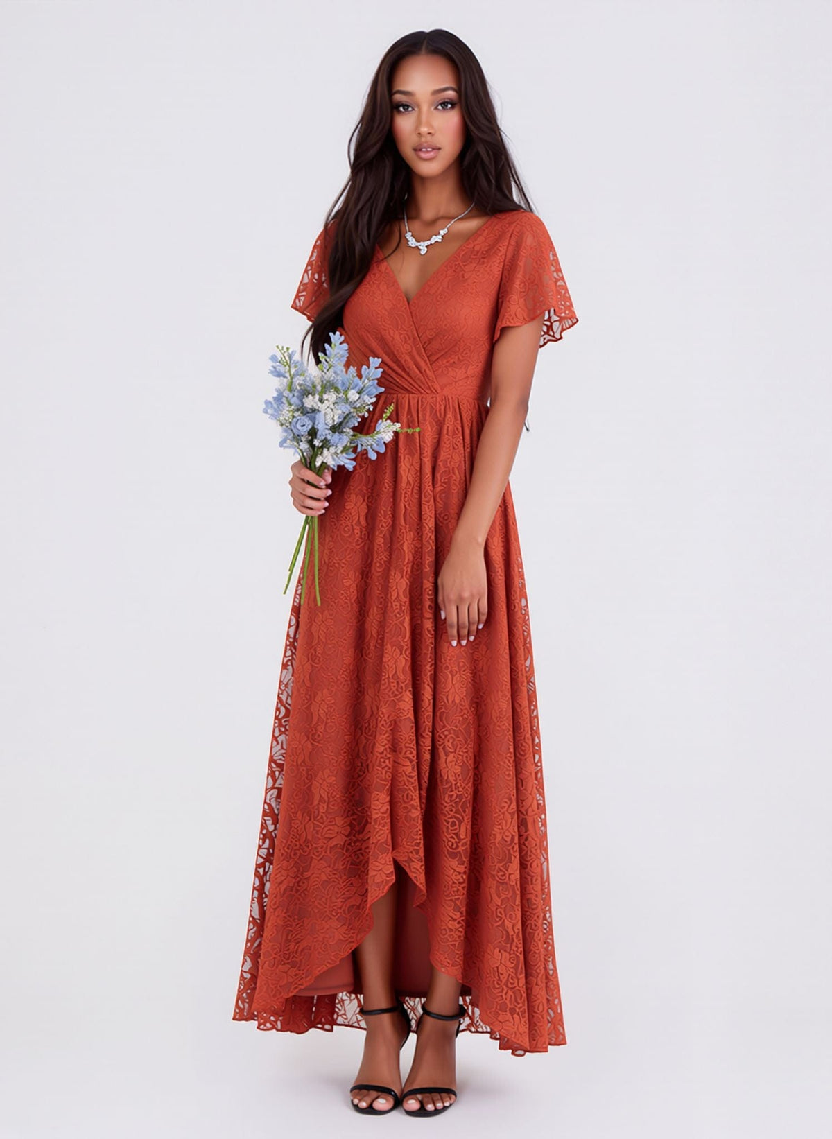 Robe cérémonie longue terracotta en dentelle bohème chic pour mariage invitée manches courtes fleuriste
