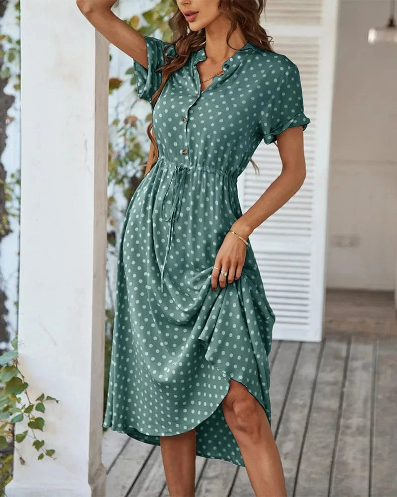 Robe fluide femme verte à pois blanche mi-longue style casual manches courtes pour été, idéale plage