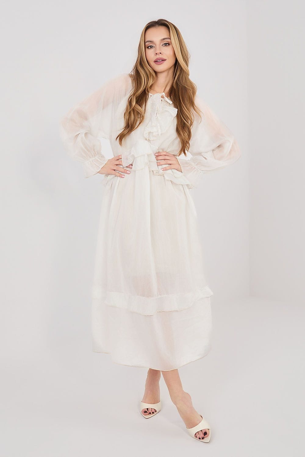Robe longue blanche bohème manches longues fluide femme invitée mariage chic été élégante confortable