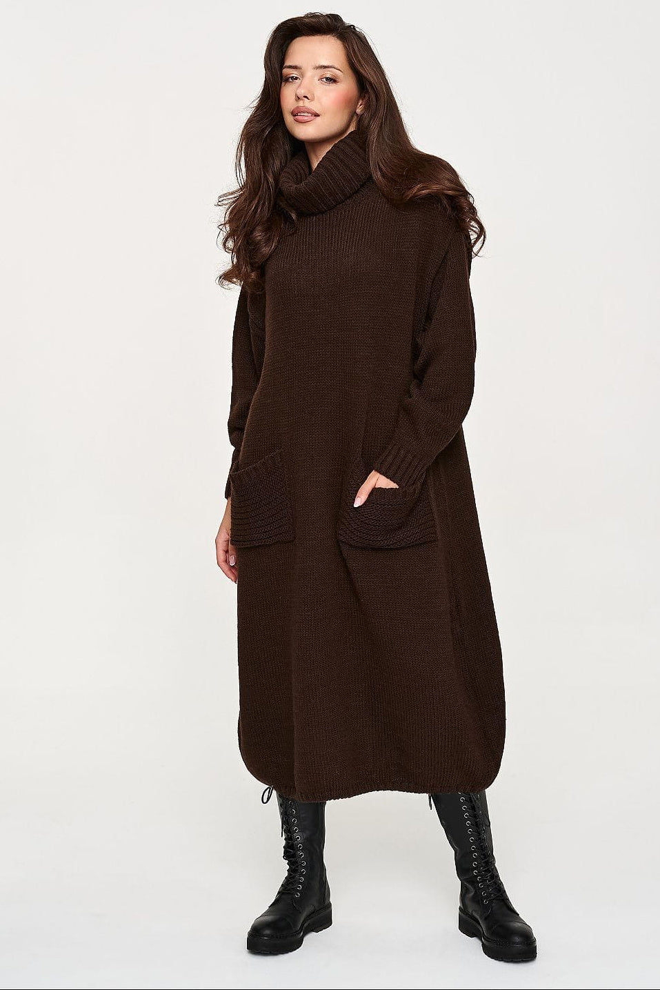  Robe de jour model 232055 Makadamia 