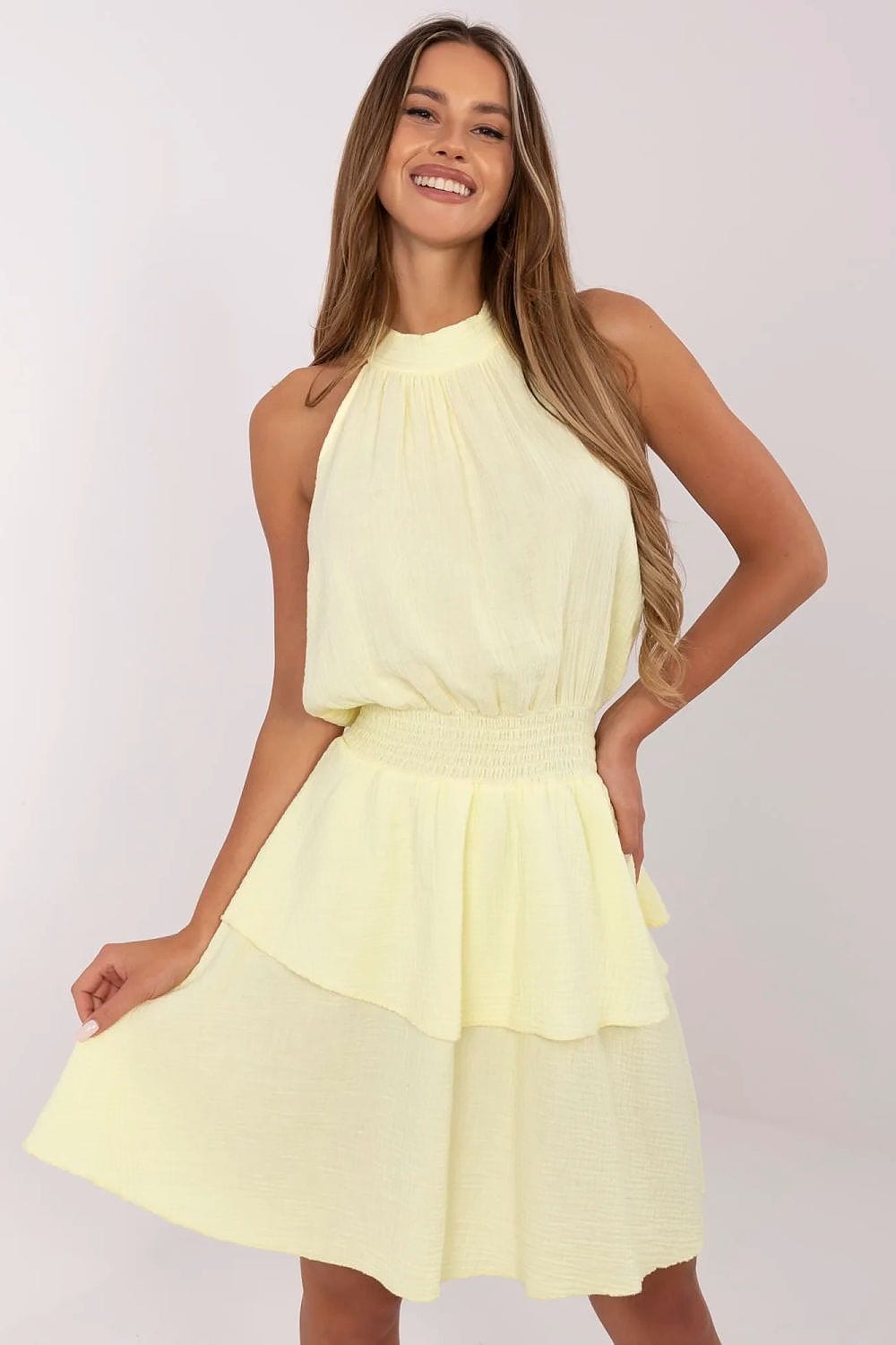 Robe été fluide jaune sans manches courte trapèze décontractée parfaite pour une journée plage ou sortie
