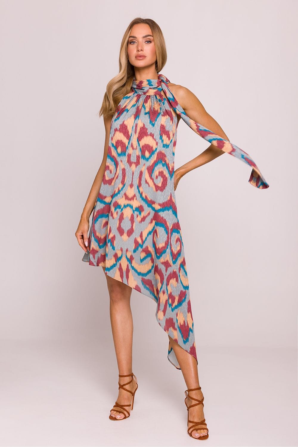 Robe été asymétrique femme fluide multicolore sans manches idéale look bohème chic pour soirée ou vacances