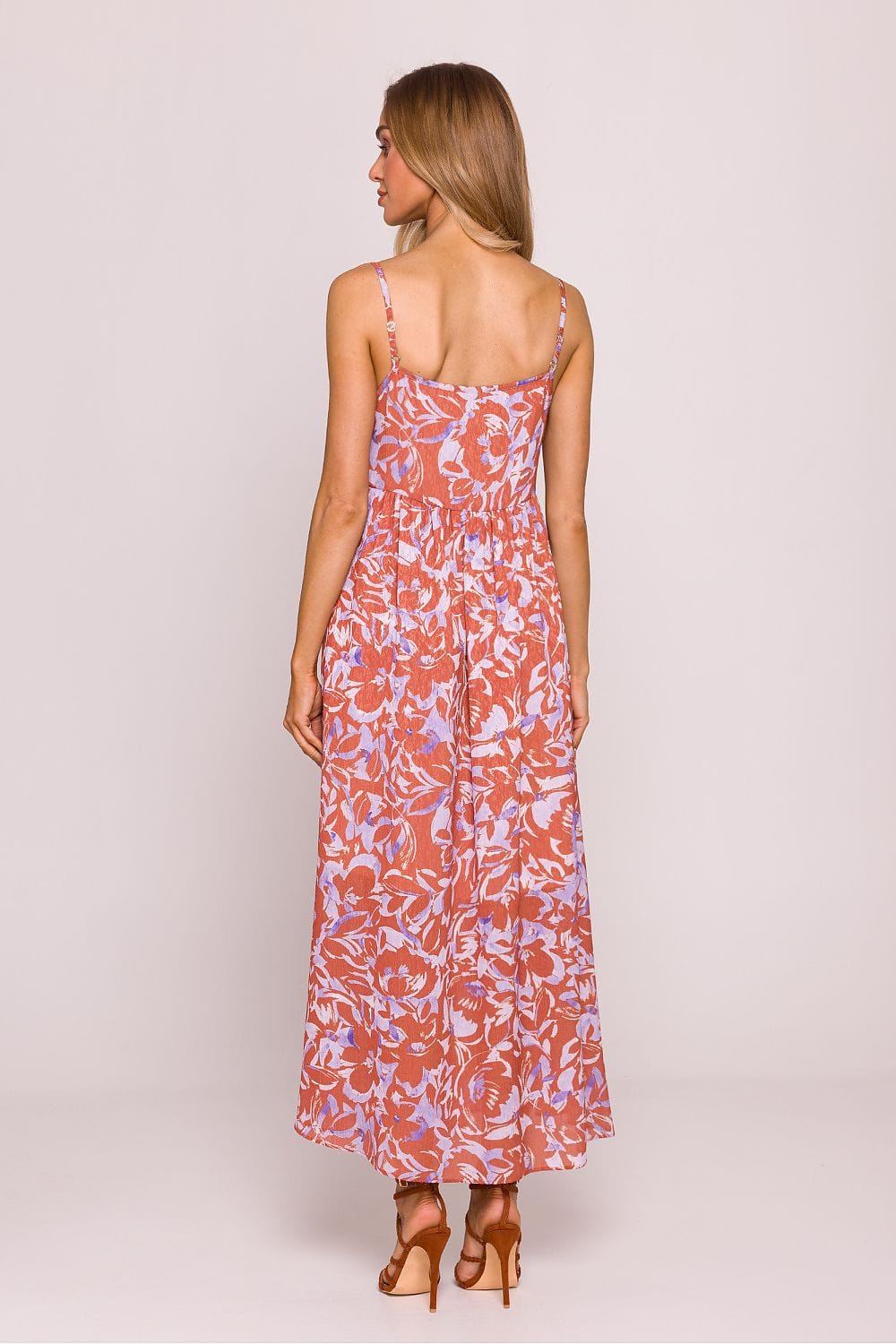 Robe été bohème longue fleurie terracotta sans manches dos nu, idéale pour plage ou soirée estivale tendance