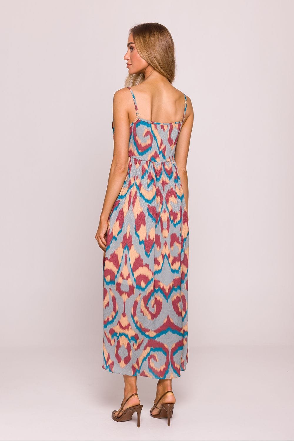 Robe été bohème longue sans manches motif coloré bleu rouge et beige pour femme, parfait plage ou vacances