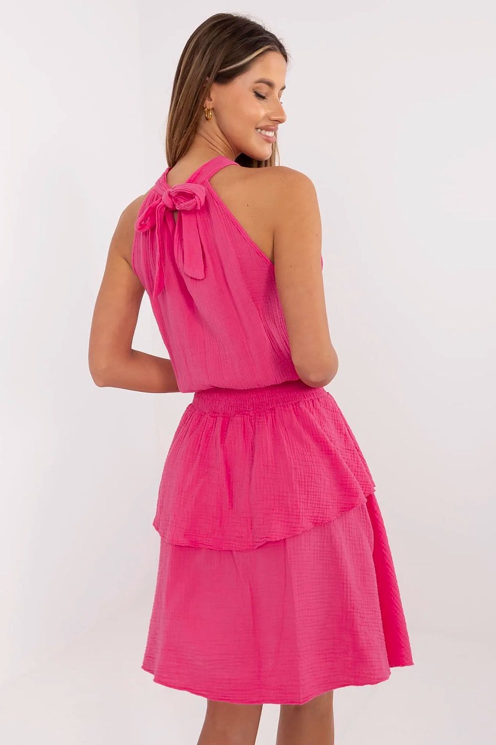 Robe courte été bohème rose sans manches en gaze de coton, parfaite pour une tenue féminine et décontractée