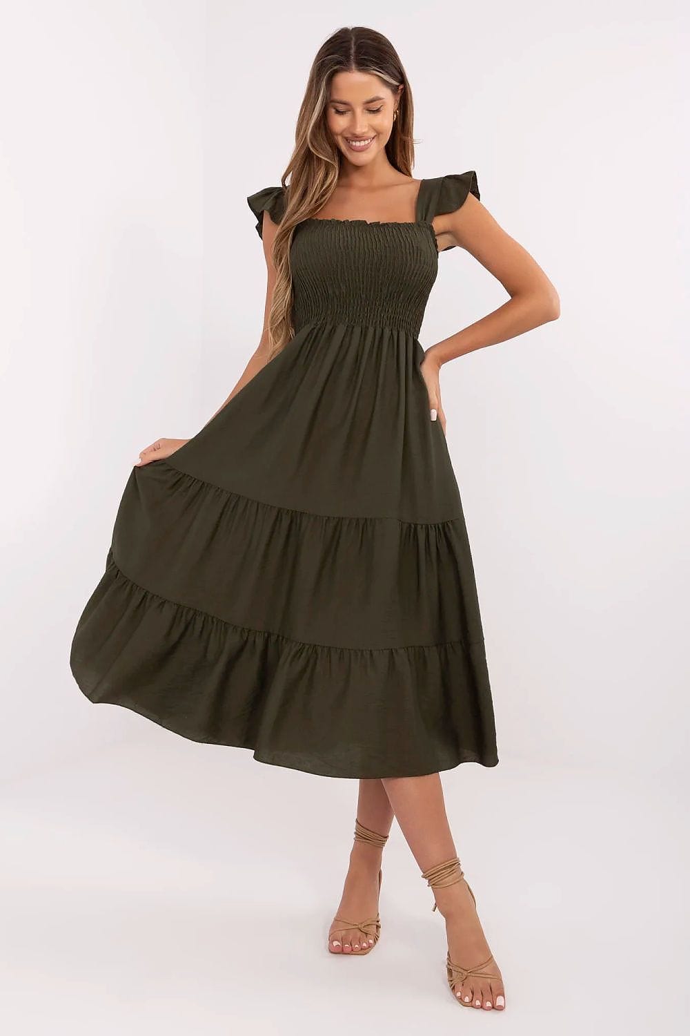 Robe été bohème fluide femme verte longue avec manches courtes idéale pour plage ou sortie estivale