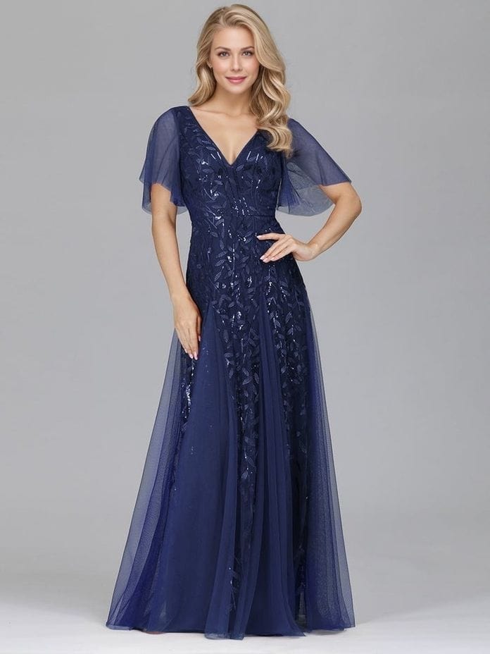 Robe de soirée mariage longue bleu manches courtes fluide chic élégante décolleté femme invitée