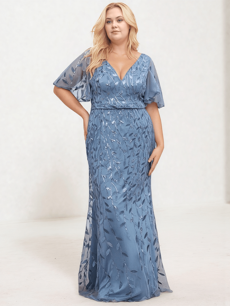 Robe de soirée mariage grande taille bleue longue silhouette trapèze manches courtes élégante et chic