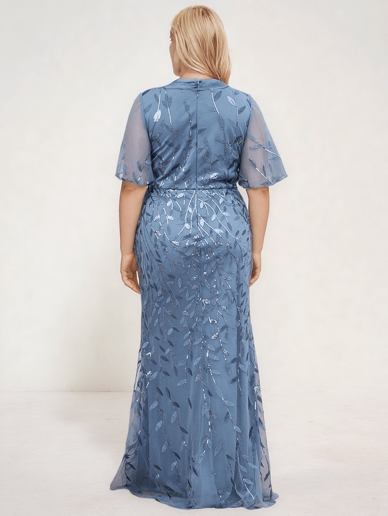 Robe de soirée grande taille bleu longue manches courtes style trapèze chic pour mariage invitée élégante