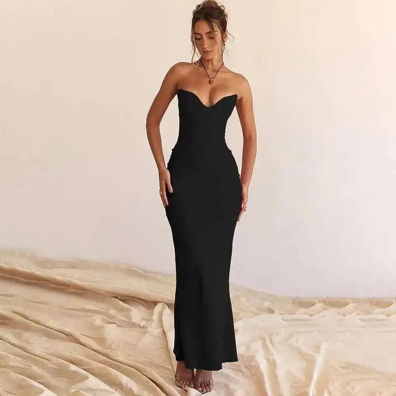 Robe longue noire moulante bustier élégante pour soirée chic, invitée mariage ou nouvel an tendance femme