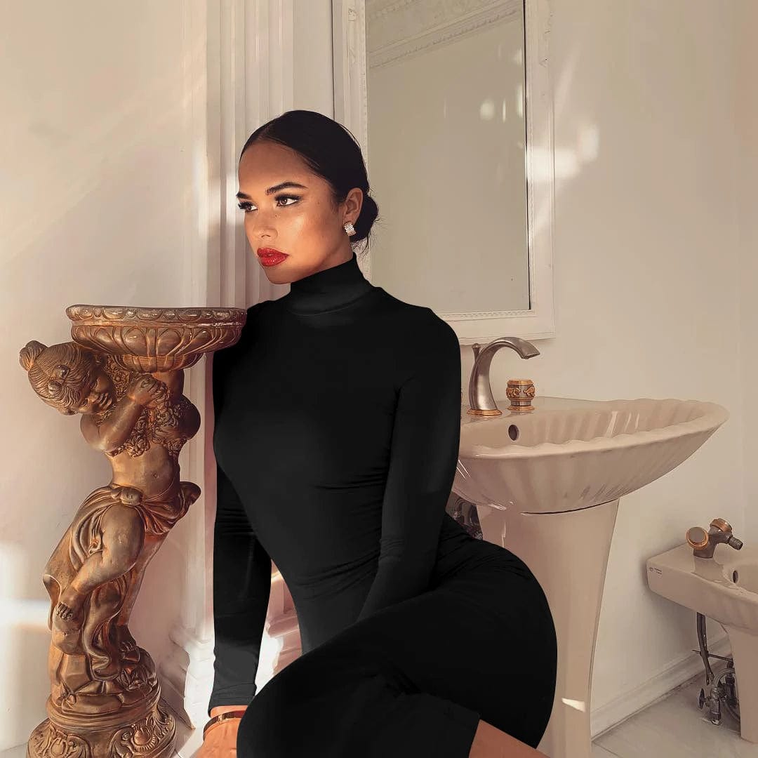 Robe de soirée chic noire manches longues moulante élégante pour un événement spécial.