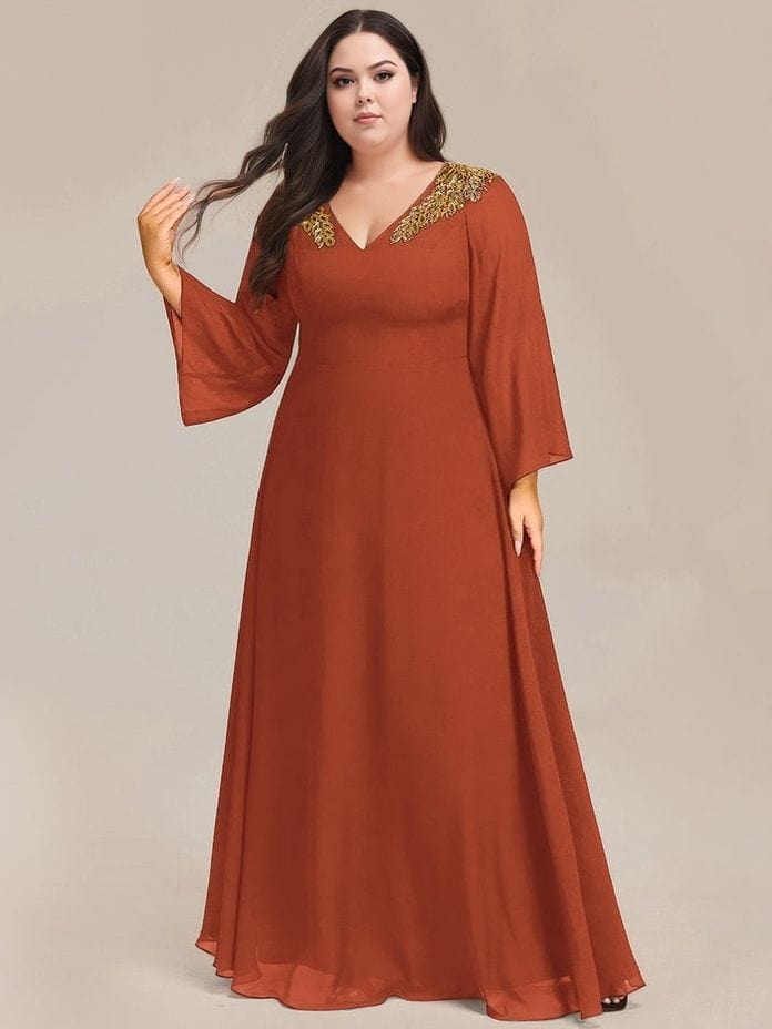 Robe de soirée grande taille longue terracotta trapèze manches longues chic élégant col orné femme