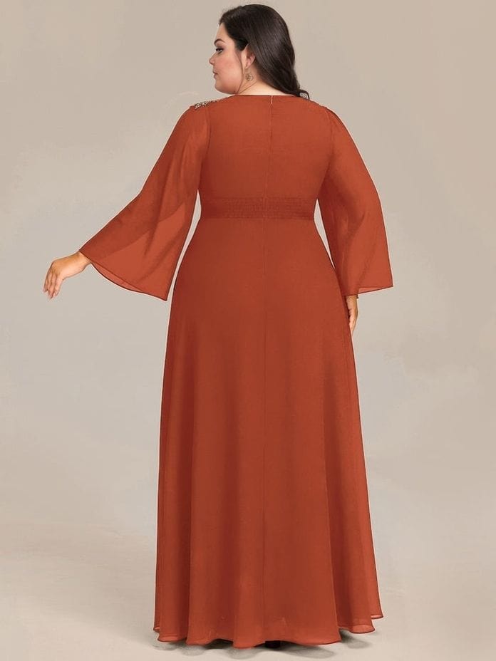 Robe longue terracotta grande taille chic manches longues évasées pour soirée élégante femme ronde