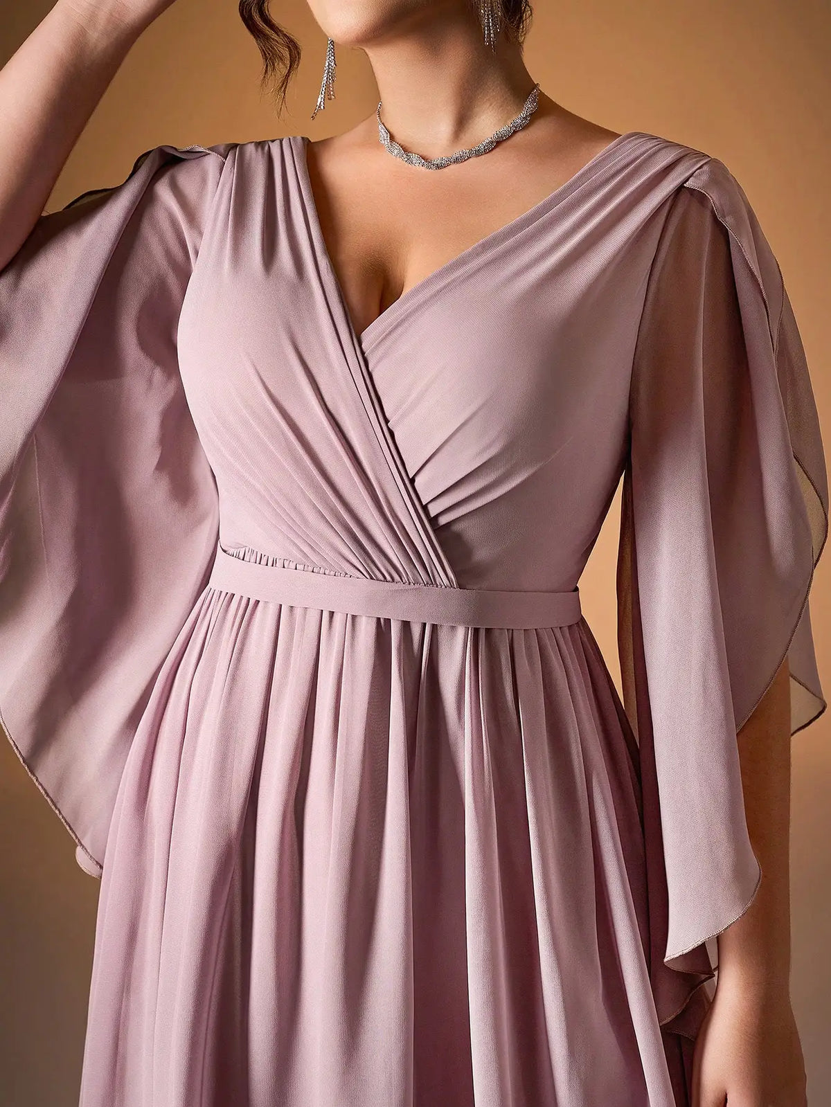 Robe de soirée longue rose poudré grande taille manches fluides