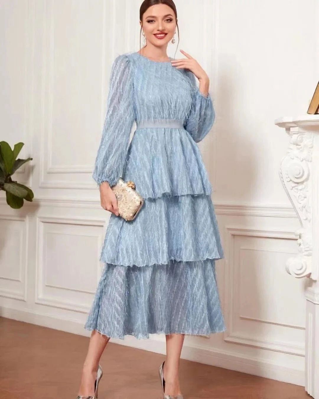 Robe de soirée chic bohème midi bleu manches longues évasée pour invitée mariage avec pochette élégante
