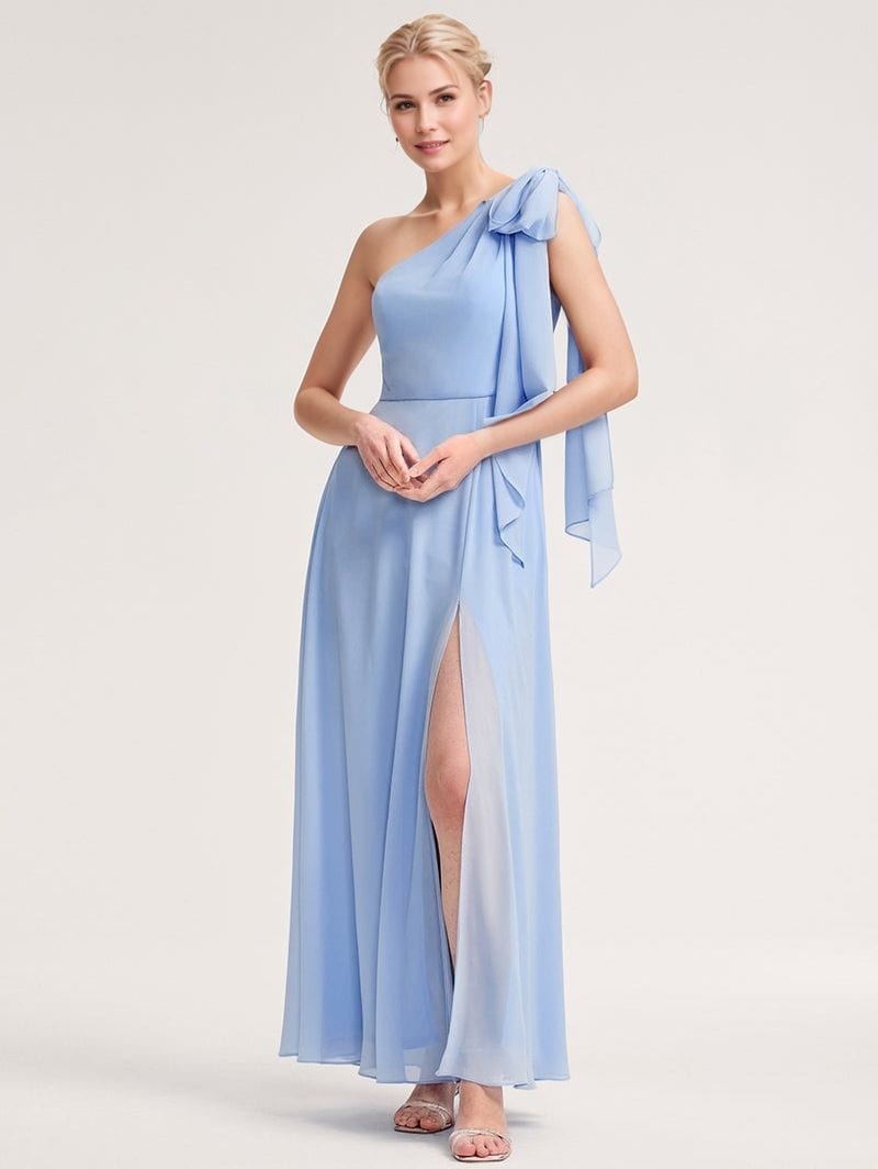Robe longue bleue bohème mariage invitée fendue à une épaule élégante pour soirée chic été