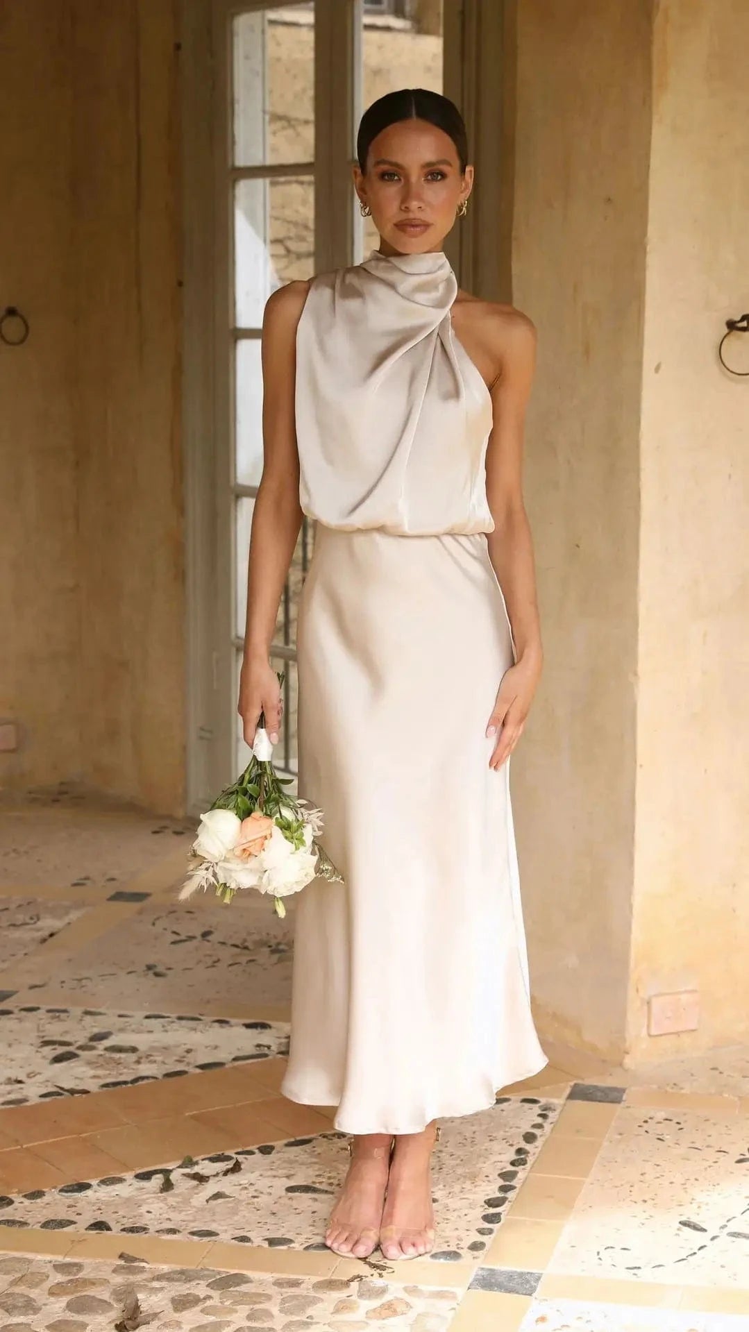 robe demoiselle d'honneur chic midi élégante couleur pastel parfaite pour un mariage en été