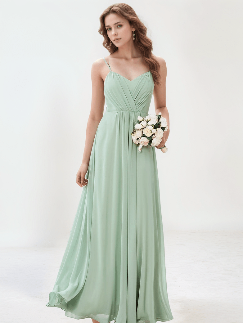 Robe demoiselle d'honneur longue fluide vert sauge élégante avec bouquet, idéale mariage ou cérémonie été