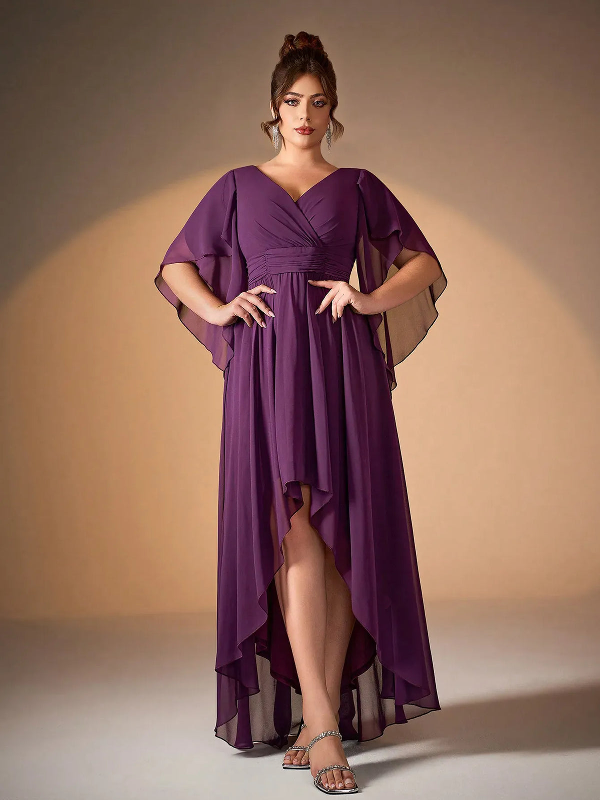 Robe demoiselle d'honneur violette asymétrique fluide