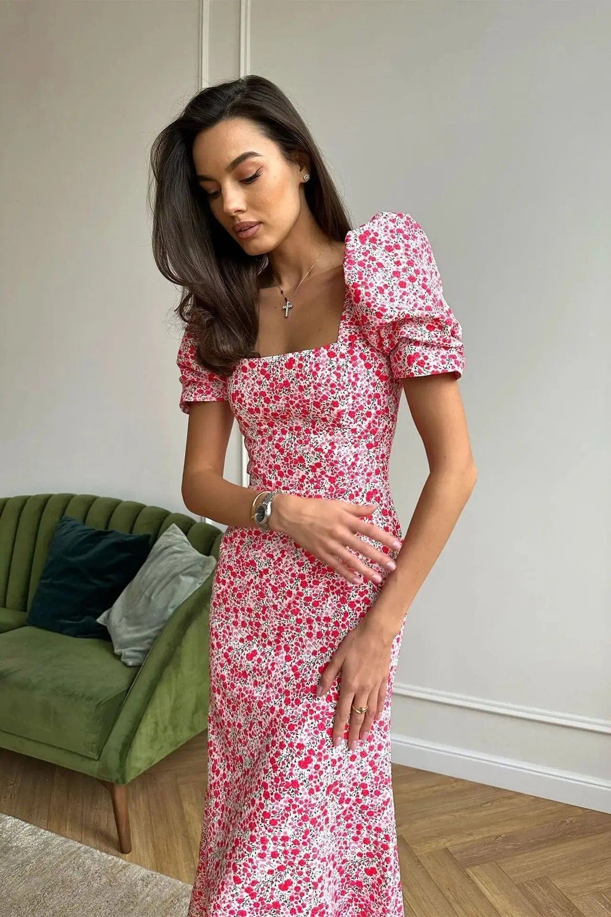 robe été fleurie midi trapèze manches bouffantes chic parfaite pour un look bohème et féminin