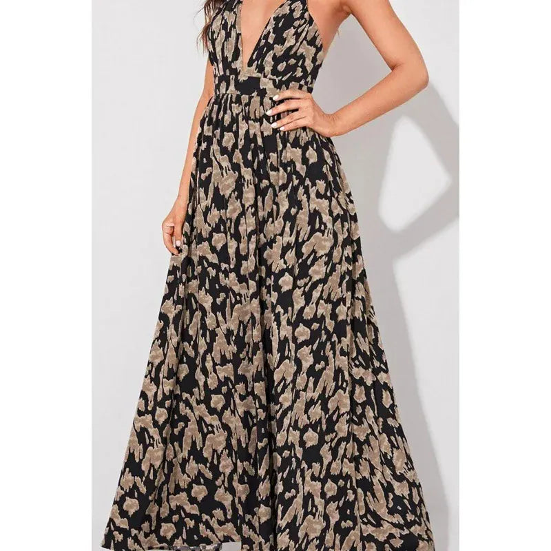 Robe été fluide longue à bretelles fines et décolleté profond
