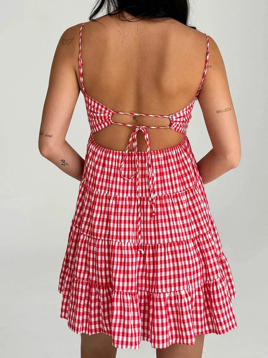Robe été dos nu courte rouge évasée à carreaux pour femme, parfaite pour plage ou pique-nique chic