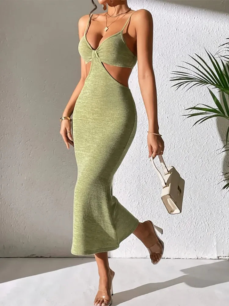 Robe été verte moulante avec découpes sexy