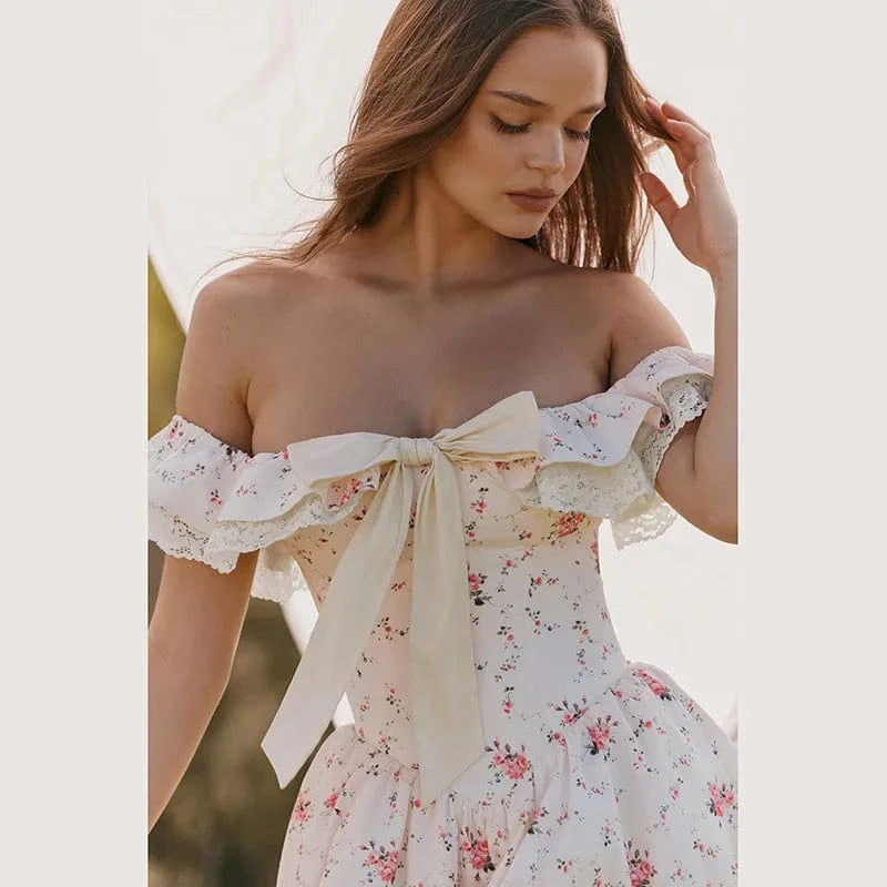 Robe été fleurie bohème blanche longue épaules dénudées style champêtre parfaite pour mariage invité