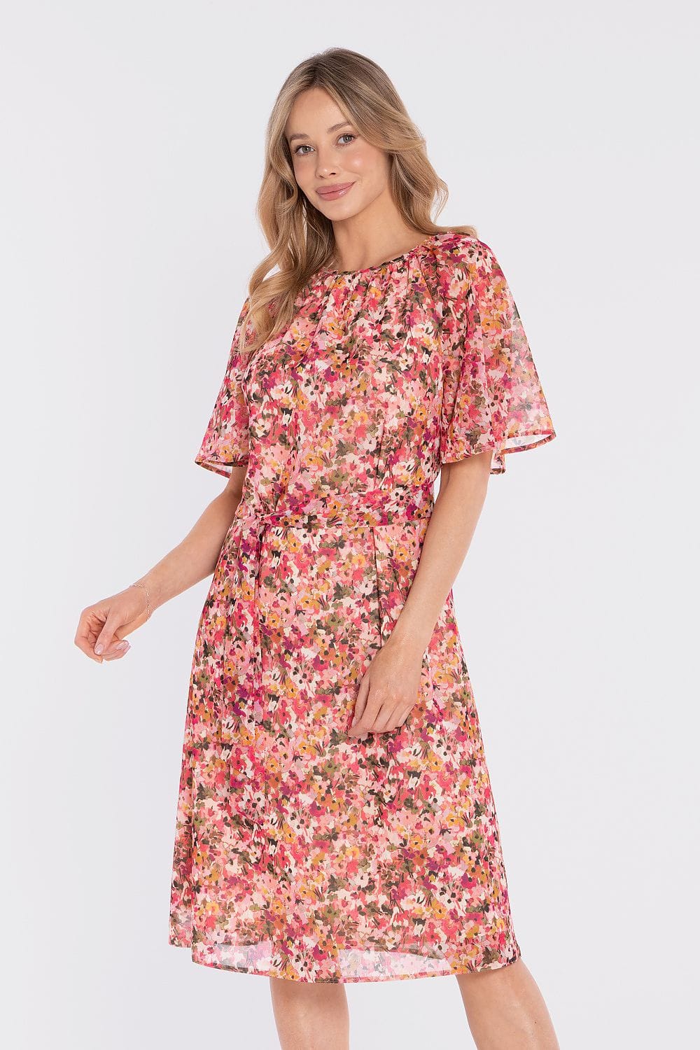 Robe courte fleurie champêtre invitée mariage été manches courtes évasée ton rose et orange femme