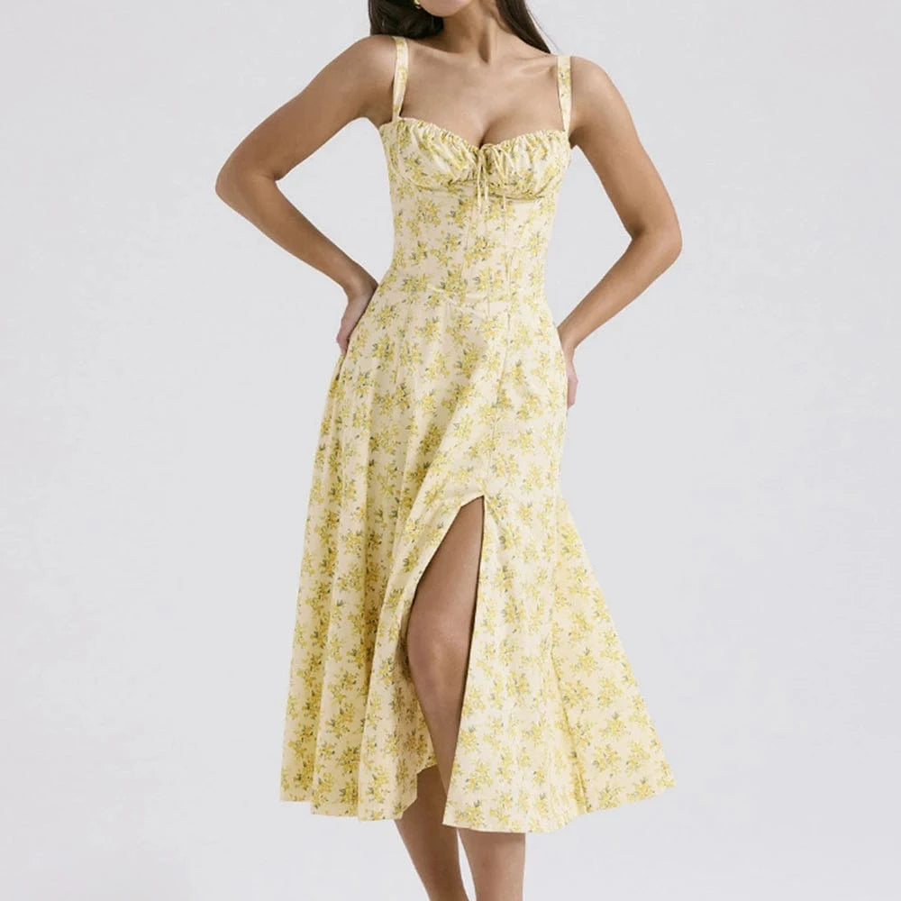 Robe été fleurie jaune midi fendue style bohème bretelles décolleté pour invitée mariage ou cocktail