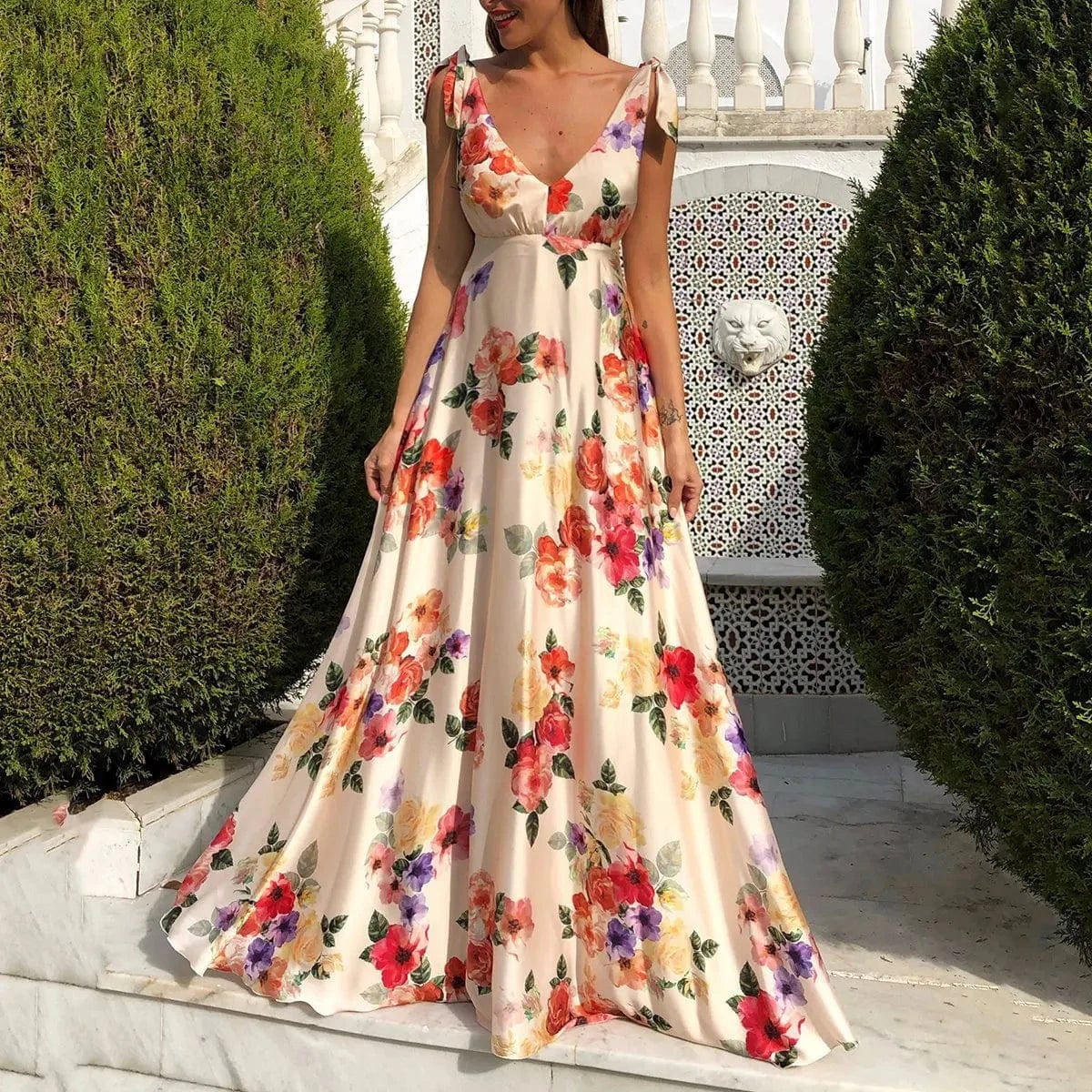 Robe été fleurie longue trapèze décolleté sans manches chic pour mariage invité ou soirée garden party