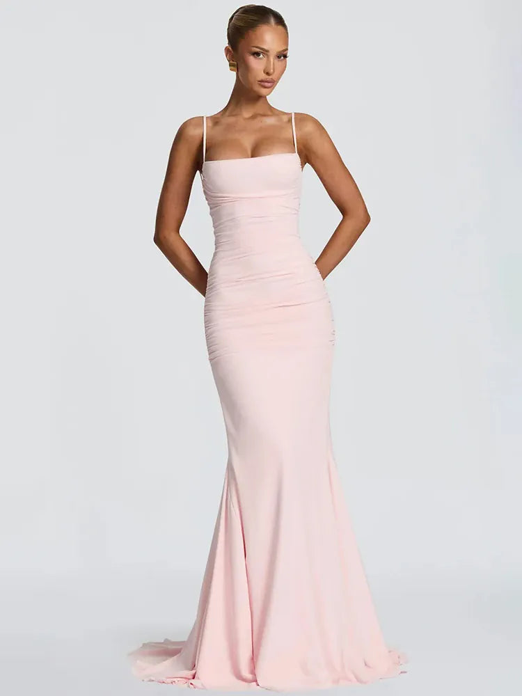 Robe longue moulante à bretelles fines et dos nu