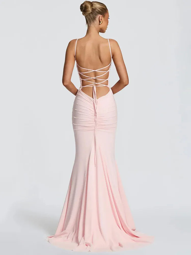Robe longue moulante à bretelles fines et dos nu