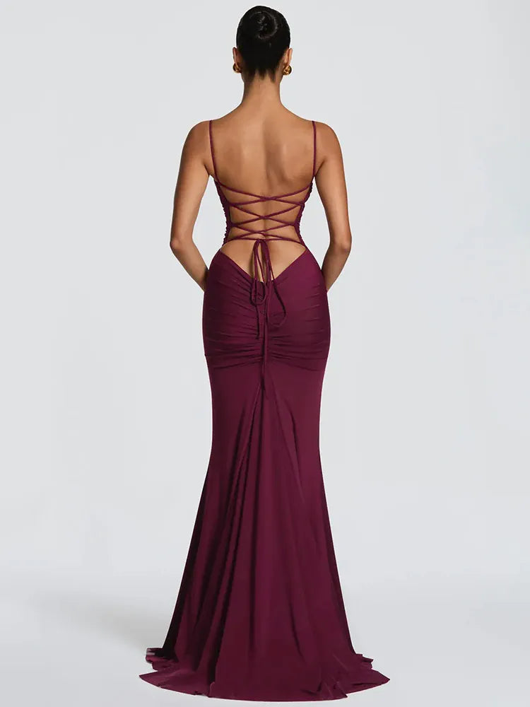 Robe longue moulante à bretelles fines et dos nu