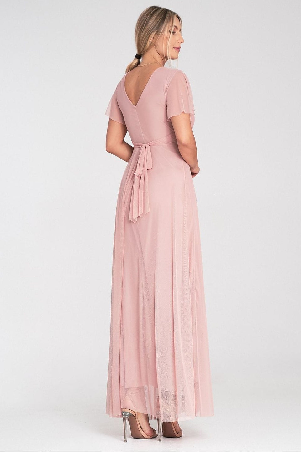 Robe longue soirée chic rose poudré manches courtes élégante dos nu pour invité mariage ou cocktail