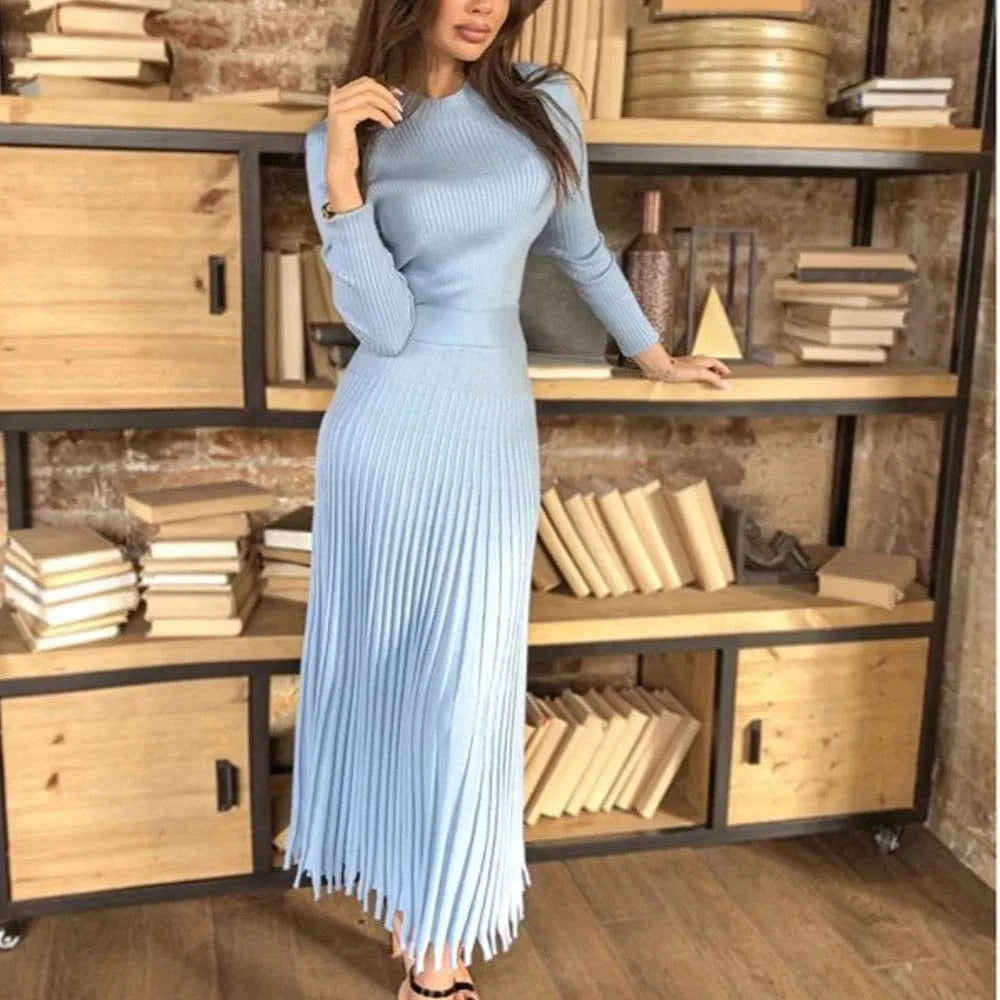 Robe longue pull bleu manches longues fluide chic casual plissée idéale pour l’hiver ou un look élégant