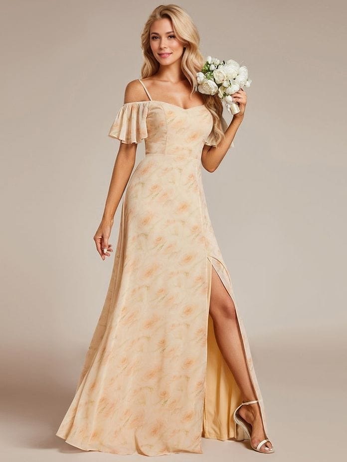 Robe longue champagne fendue décolleté épaules dénudées bohème pour demoiselle d'honneur mariage invité