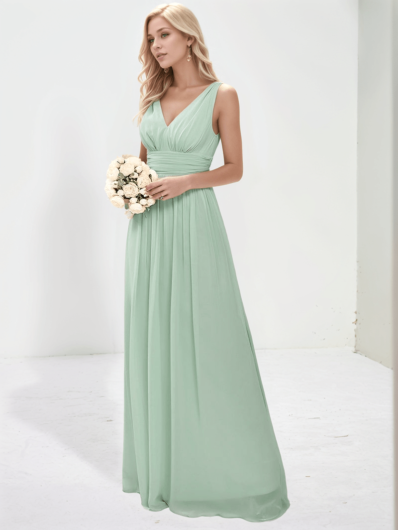 Robe demoiselle d'honneur bohème longue verte fluide sans manches silhouette trapèze bouquet fleurs élégante