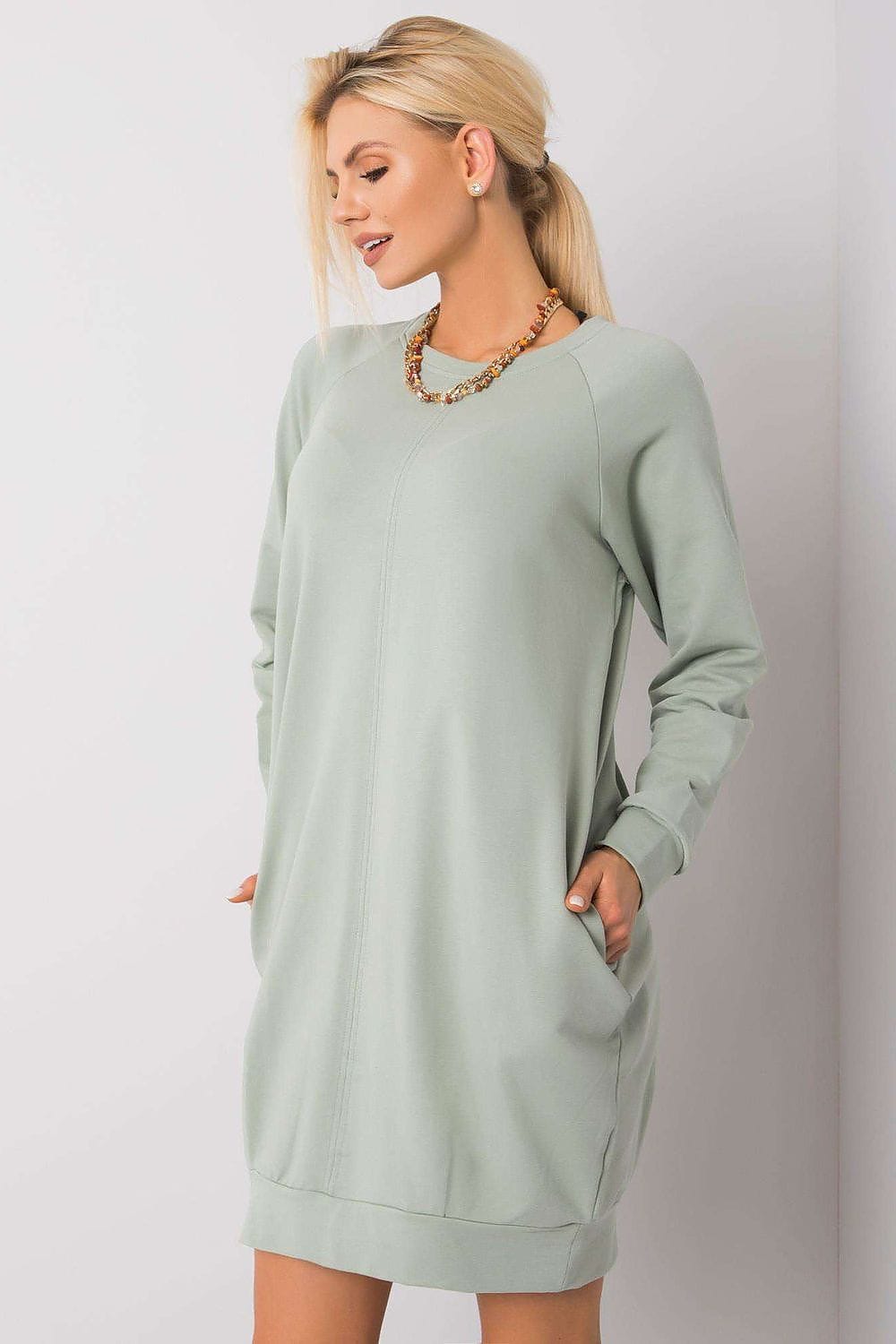 Robe pull casual vert sauge manches longues courte droite confortable pour femme tendance automne hiver